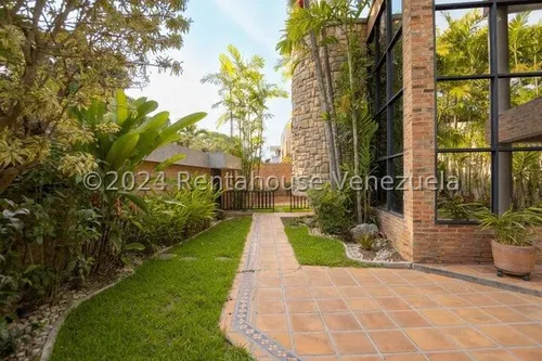 Se Vende Casa En El Cafetal
