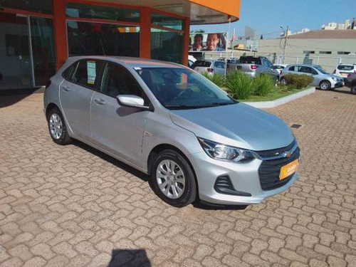 Imagem 7 de 11 de Chevrolet Onix 1.0 Flex Lt Manual