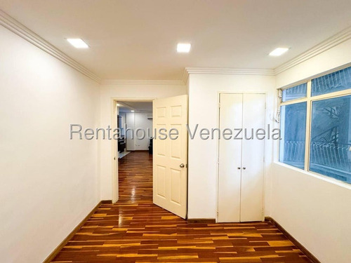 Apartamento En Venta En Altamira Chacao Caracas Angela Tochon Remodelado