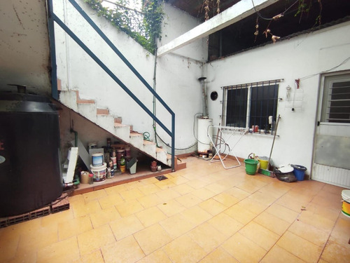 Imagen 8 de 12 de Casa 3 Ambientes + Departamento 2 Amb. Con Terraza Privada.