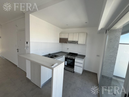 Venta Departamento 3 Ambientes Con Doble Balcón En Wilde
