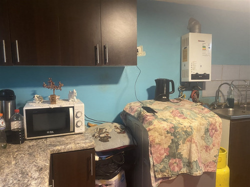 Casa En Venta De 3 Dorm. En Concón