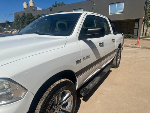 RAM 1500 5.7 Laramie Atx V8
