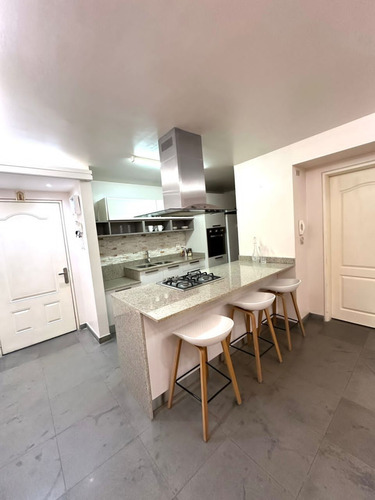 Apartamento Semi Amoblado Económico En Zona Norte Maracaibo
