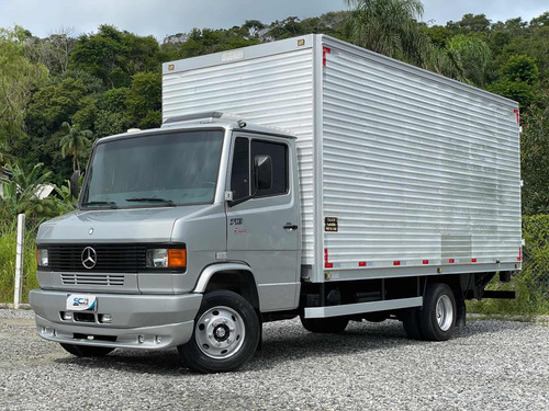 Mercedes Benz 710 Plus