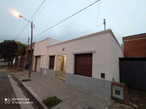 Imagen 7 de 9 de Casa Y Galpón En Venta Barrio Yofre Sur