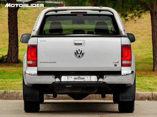 Imagen 4 de 15 de Volkswagen Amarok 2.0 Highline Ex. Full | Permuta / Financia