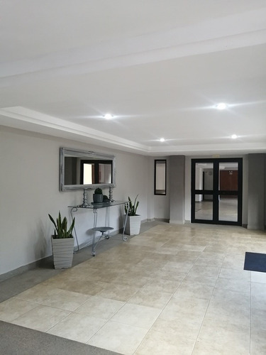 Imagen 2 de 12 de Apartamento En Venta