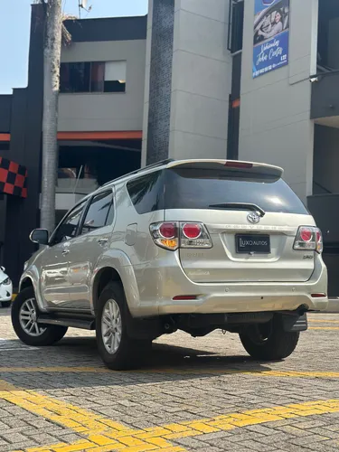 Toyota Fortuner 2.7l 4x2