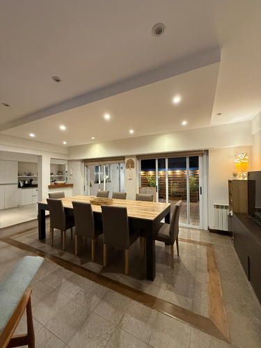 Venta- Casa 4 Ambientes - Barrio San Carlos