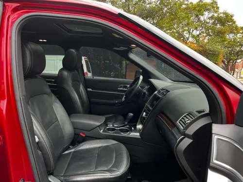 Ford Explorer 2.3 Limited 4x4