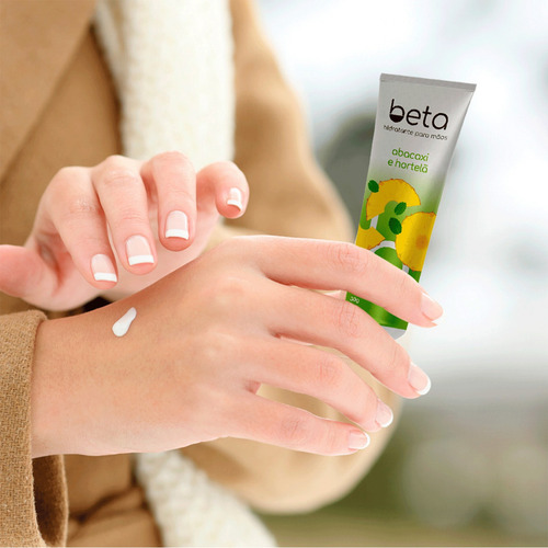 Kit Com 2 Creme Beta Hidratante De Mãos Bisnaga 30g Fragrância Abacaxi E Hortelã Melancia E Limão