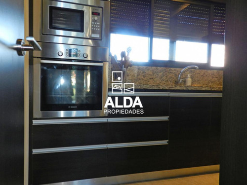 Casa Proa Al Mar Piriápolis 3 Dorms Venta Ca101357