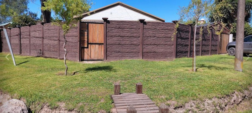 Quinta En - 4 Dormitorios 2 Baños 3 Cocheras - 180mts2 - Chascomús