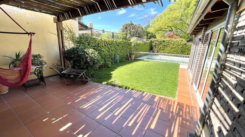 Imagen 26 de 30 de Casa De 4 Dormitorios En Venta Con Quincho Y Piscina Fisherton Cerca De Calle Córdoba