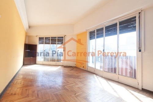 Imagen 4 de 30 de Excelente Ph En V. Urquiza Sin Expensas De 2 Plantas Independientes De 6 Ambientes Con Terraza