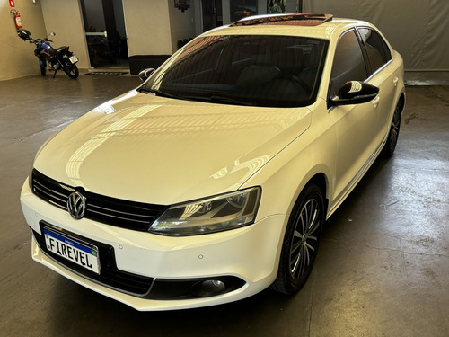 Volkswagen Jetta JETTA Highline 2.0 TSI 16V 4p Tiptronic