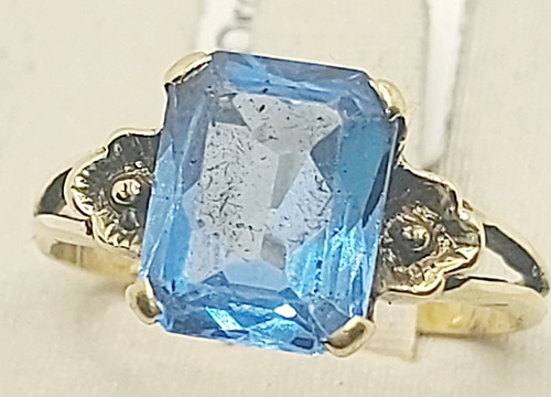 Anillo De Oro 18k. Con Topacio Celeste. Peso 3,6g Cc056