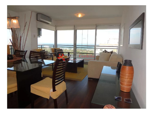 Apartamento Venta Sobre Avenida Roosevelt, 3 Dormitorios, Vistas Plenas Al Mar