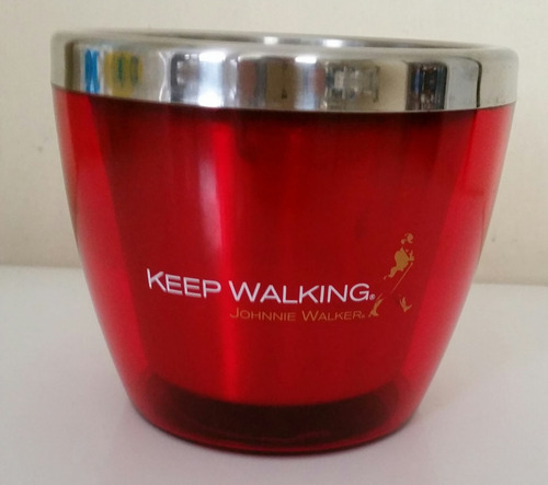 Hielera Keep Walking Johnnie Walker (Usado)