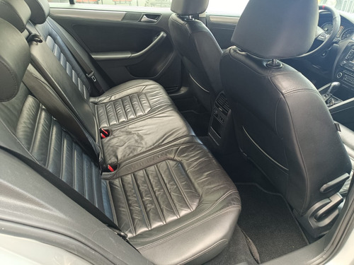 Volkswagen Jetta 2.0 Tsi Highline 4p