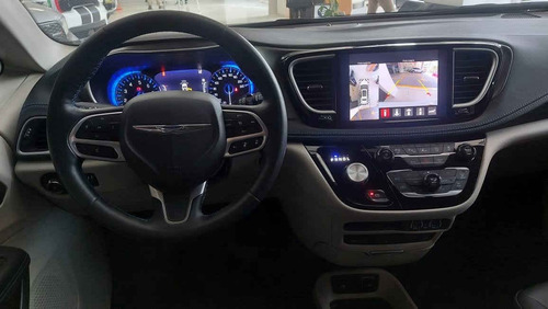Imagen 14 de 15 de Chrysler Pacifica 2021 5p Limited Platinum L6/3.6 Aut