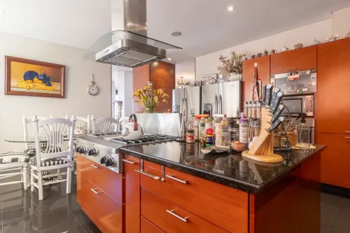 Apartamento En Arriendo/venta En Los Rosales. Cod A13723