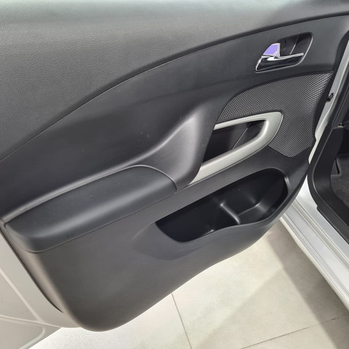 Imagen 9 de 15 de Chevrolet Aveo Ls Ta 2020