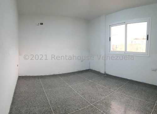 Imagen 9 de 11 de Se Vende Hermosa Casa En Coro 04122183505 Mary Davalillo