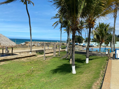 Imagen 27 de 29 de Apartamento En Venta Playa Grande. Mls #23-1619. Yolanda Goncalves