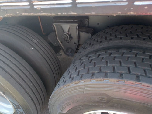 Imagem 4 de 8 de Vw Truck 19:320