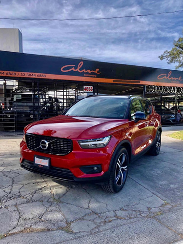 Volvo Xc40 R Line