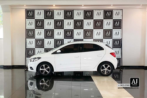 Chevrolet Onix 1.4 MPFI LTZ 8V FLEX 4P AUTOMÁTICO