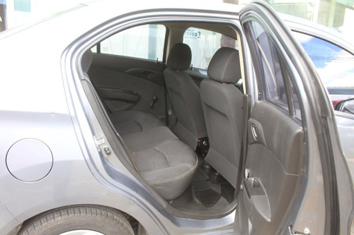 Imagen 10 de 13 de Chevrolet Beat Lt Manual Gris 2019
