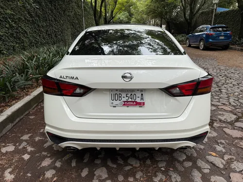 Nissan Altima 2.5 Advance Cvt
