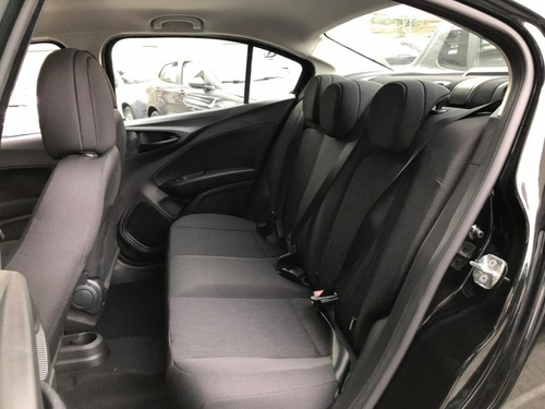 Imagem 6 de 12 de Fiat Cronos Drive 1.3 Com Multimídia