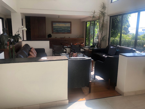 Imagen 4 de 26 de Acogedora Casa En Venta En Calle Cerrada Con Vigilancia