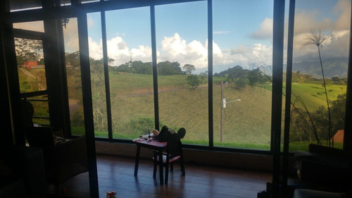 Imagen 4 de 6 de Casa De Campo, Cipreses Cartago