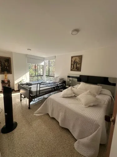 Apartamento En Venta En Medellín - Los Conquistadores Cod 67089