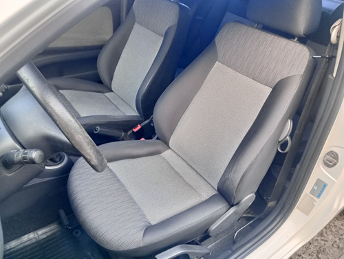 Volkswagen Gol Trend 1.6 Pack I 101cv 3p
