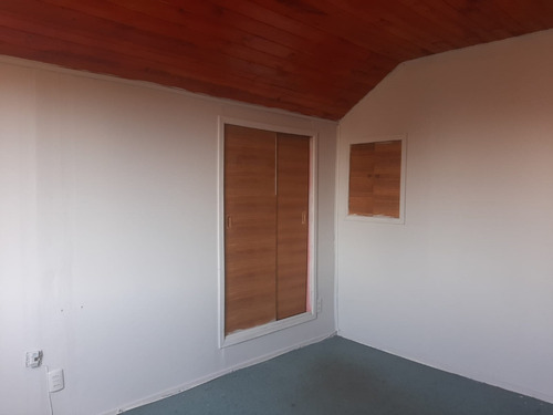 Acogedora Casa, Villa Don Misael, Barrio Colón, Curicó