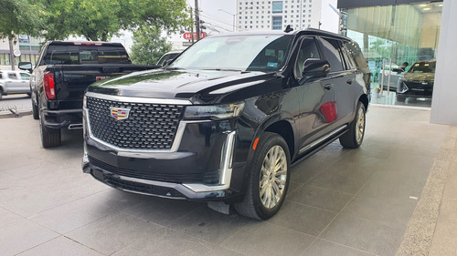 Cadillac Escalade Esv (version Larga) 2023