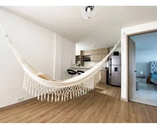 Apartamento En Laureles En Arriendo Amoblado