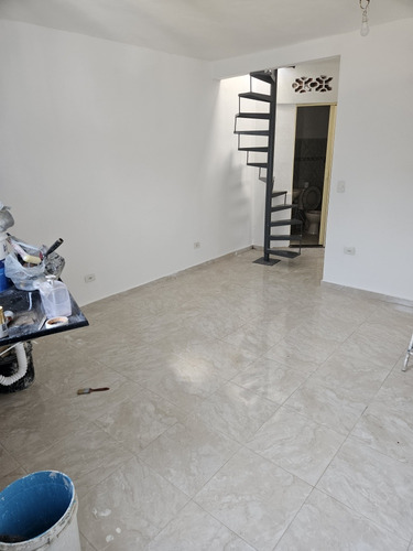 Casa Conjugada Com Entreda Independente
