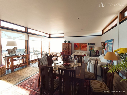 Casa En Venta De 3 Dorm. En Quintero