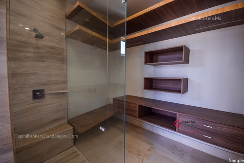 Imagen 28 de 30 de Casa De Lujo Nueva Con Amplio Jardin En Reserva Real