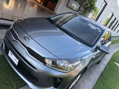 Imagen 2 de 13 de Kia Kia Rio Hb 2018 5p Hb Lx, Ta6, Ve, F. Niebla, Ra-15