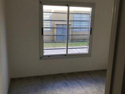 Imagen 7 de 11 de Venta Departamento 2 Ambientes Jose C Paz