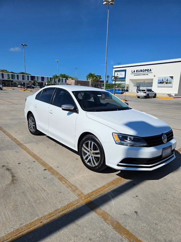 Volkswagen Jetta 2.0 Live Mt