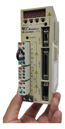 Servo Drive Yaskawa Xtradrive Xd-02-mn01 0,20kw 220v Trif. (Usado)